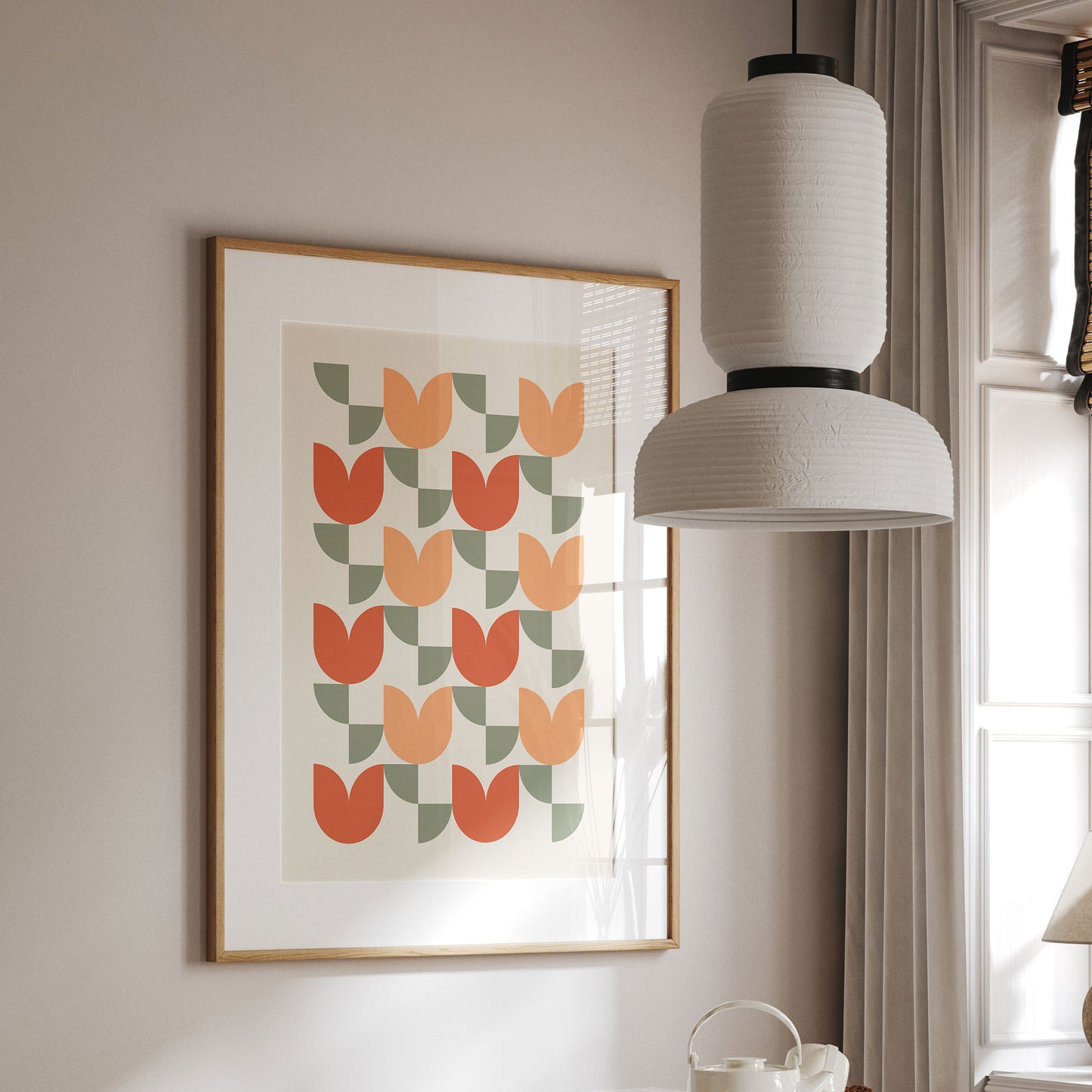 Geometric tulip light